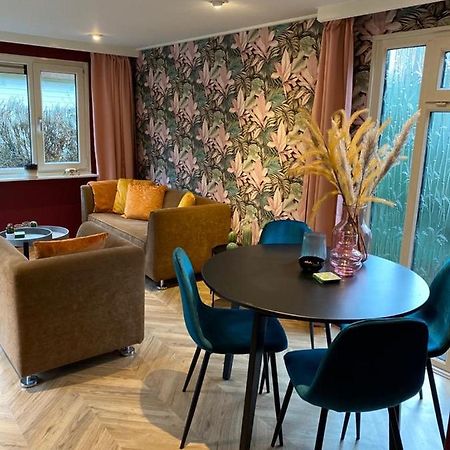 Sfeervolle Chalet Op De Veluwe In Hoenderloo Hotel Eksteriør billede