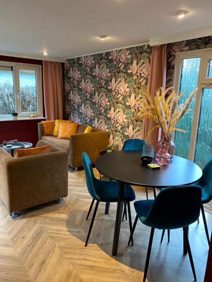 Sfeervolle Chalet Op De Veluwe In Hoenderloo Hotel Eksteriør billede